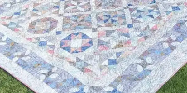 A close up of the quilt pattern